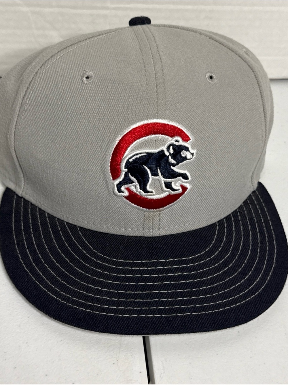New Era Chicago Cubs 6 7/8 Gray and Navy  Bear Logo Fitted.